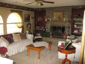Bellis-LV Room