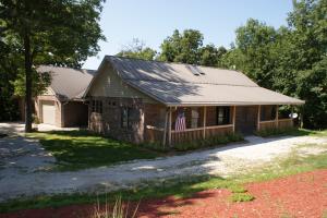 See virtual tour of this listing