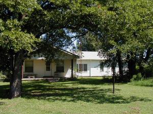 See virtual tour of this listing