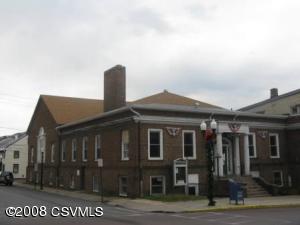 See virtual tour of this listing