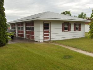 3 Stall Garage