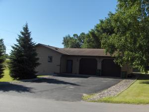 House w/attached heated garage
