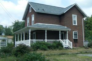 See virtual tour of this listing