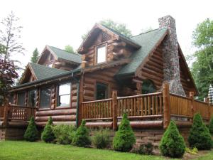 See virtual tour of this listing