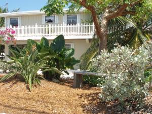 29335 Saratoga Avenue, Big Pine Key, FL