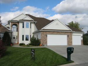 See virtual tour of this listing