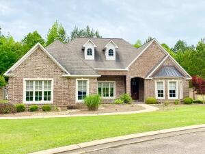 See virtual tour of this listing