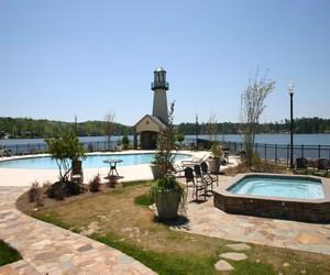 Setting of Harbor Pointe