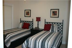 Guest bedroom