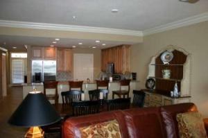 Greatroom/kitchen area