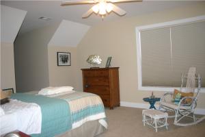 Guest Bedroom 1