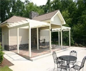 Paces Bluff pool house