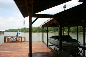 Dock