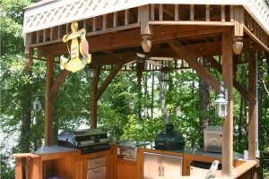 Summer Kitchen