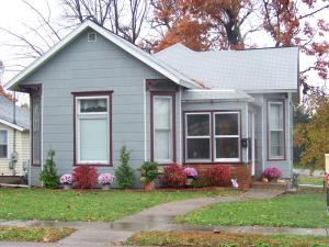 See virtual tour of this listing
