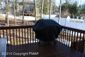 Deck/Yard View