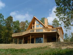 See virtual tour of this listing