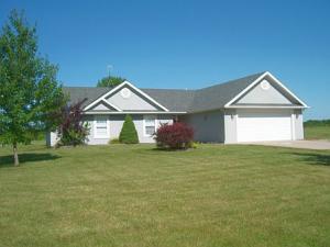 See virtual tour of this listing