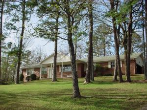 See virtual tour of this listing