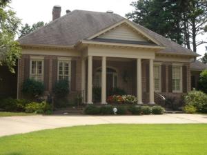 See virtual tour of this listing