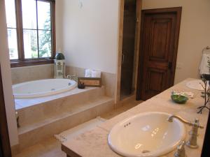 Master Bath