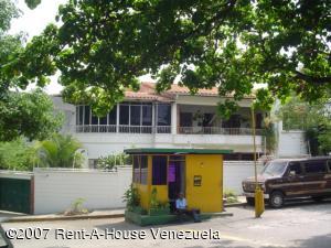 See virtual tour of this listing