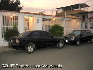 See virtual tour of this listing