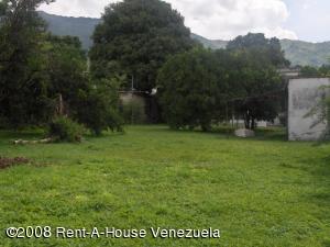 See virtual tour of this listing
