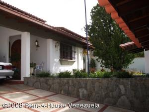 See virtual tour of this listing