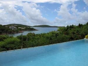 Infinity Edge Pool