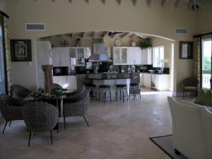 Dining Area and Kitchen Island