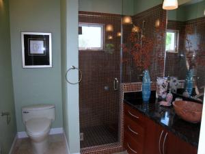 Guest Bath One