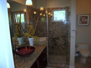 Guest Bath Two