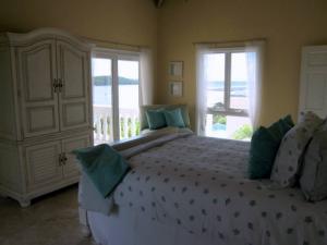 Cozy Blue Bedroom 