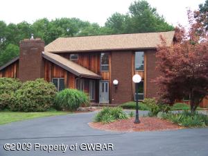See virtual tour of this listing