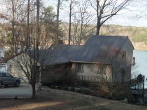 See virtual tour of this listing