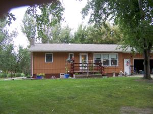 See virtual tour of this listing