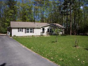 See virtual tour of this listing