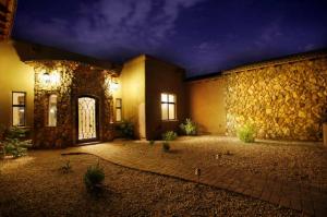 Granite Mountain Area Non-HOA Property home for sale