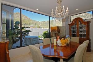 4313 SqFt - 4/4.5 bed/bath - $1,940,000