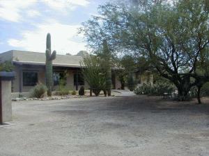 3700.00 SqFt - 4/3 bed/bath - $949,000