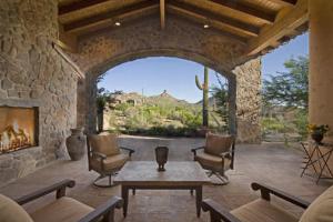 3722.00 SqFt - 2/2.5 bed/bath - $1,995,000