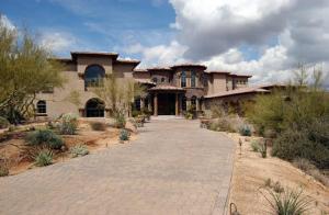 6500.00 SqFt - 4/5 bed/bath - $2,525,000