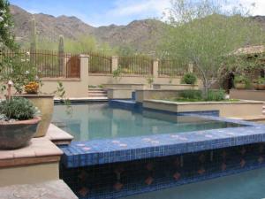 9000.00 SqFt - 5/5.5 bed/bath - $7,495,000