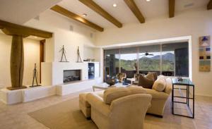 2292 SqFt - 3/3 bed/bath - $890,000 - Pending