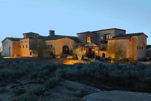 5735 SqFt - 4/5 bed/bath - $2,995,000