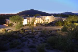 4057.00 SqFt - 4/3.5 bed/bath - $1,295,000