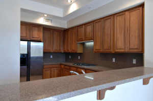 2007.00 SqFt - 2/2.5 bed/bath - $469,000