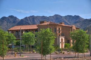 6460.00 SqFt - 6/6.5 bed/bath - $3,100,000