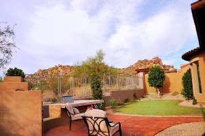 Las Piedras (Summit) home for sale